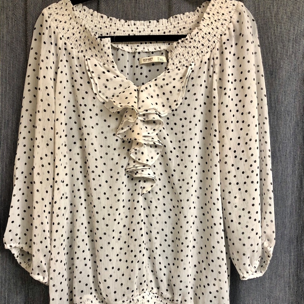 Old navy blouse